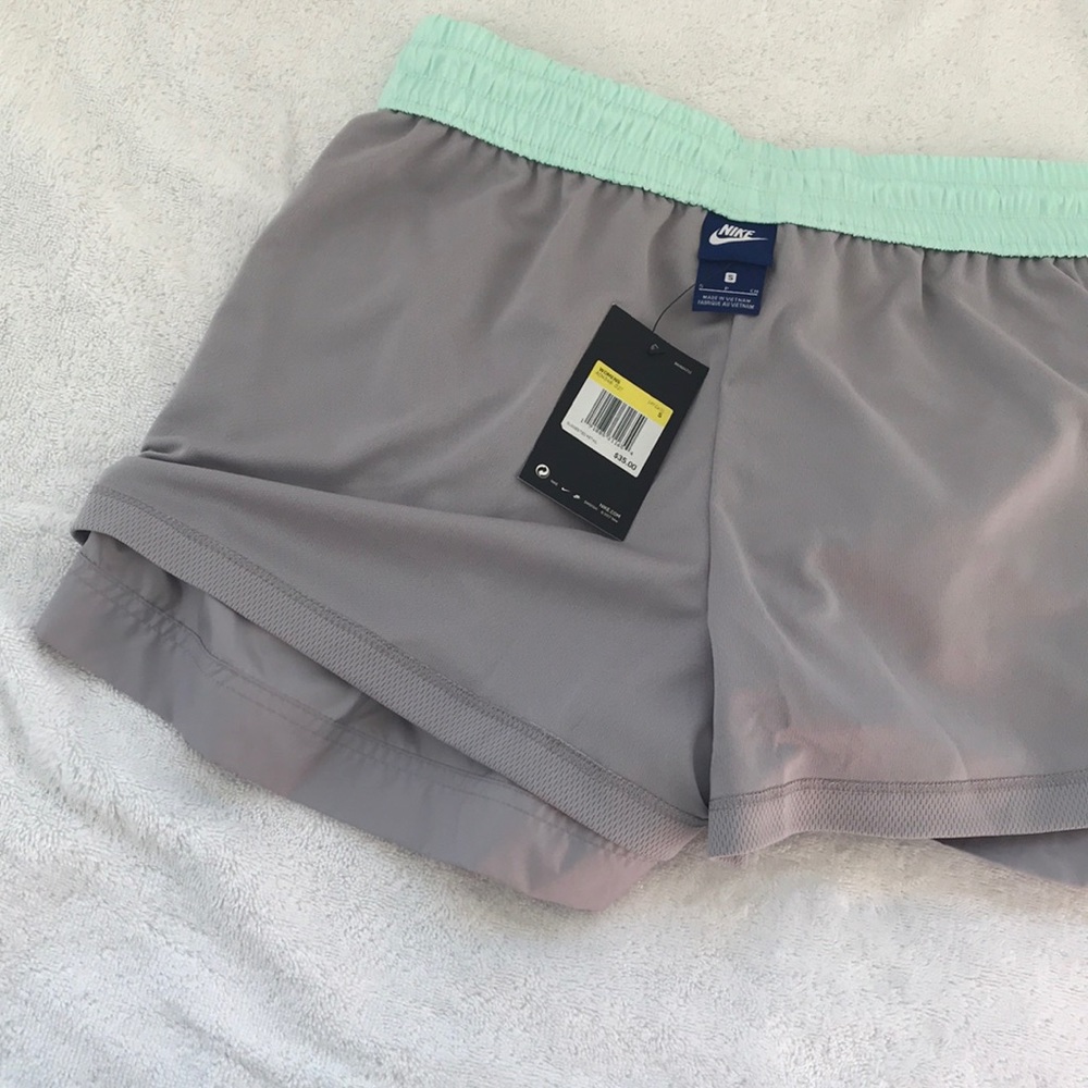 🌸2 for $30🌸 Nike shorts - Picture 4 of 4